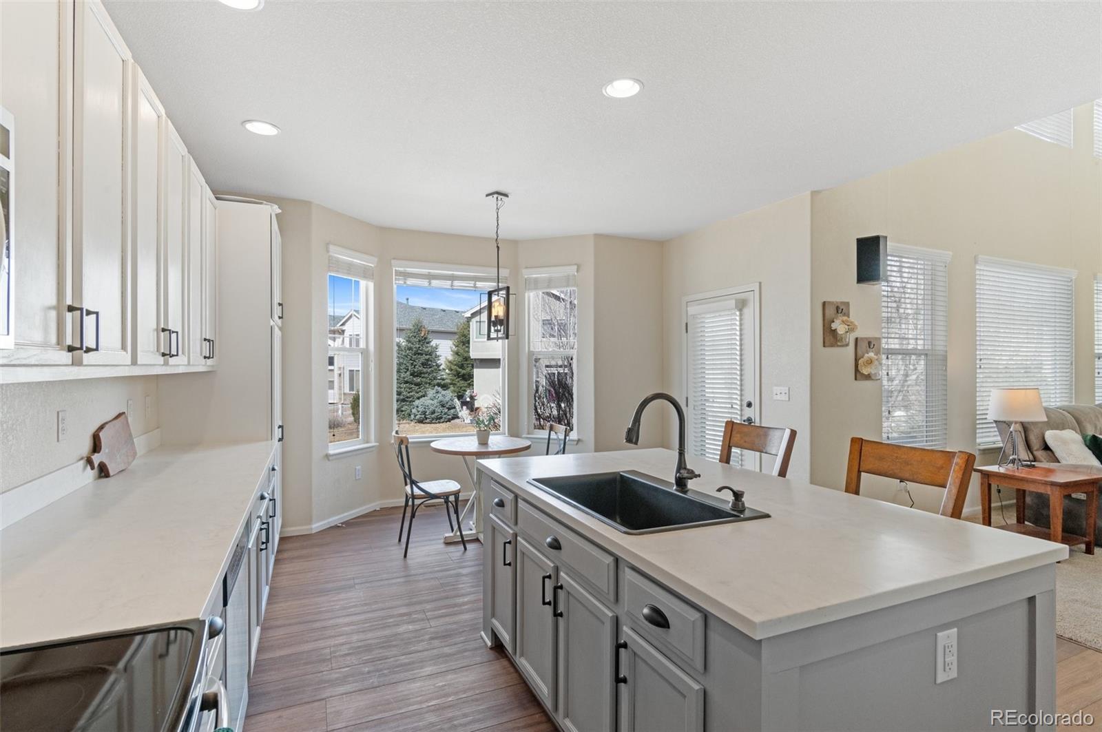 MLS Image #14 for 24677 e florida avenue,aurora, Colorado
