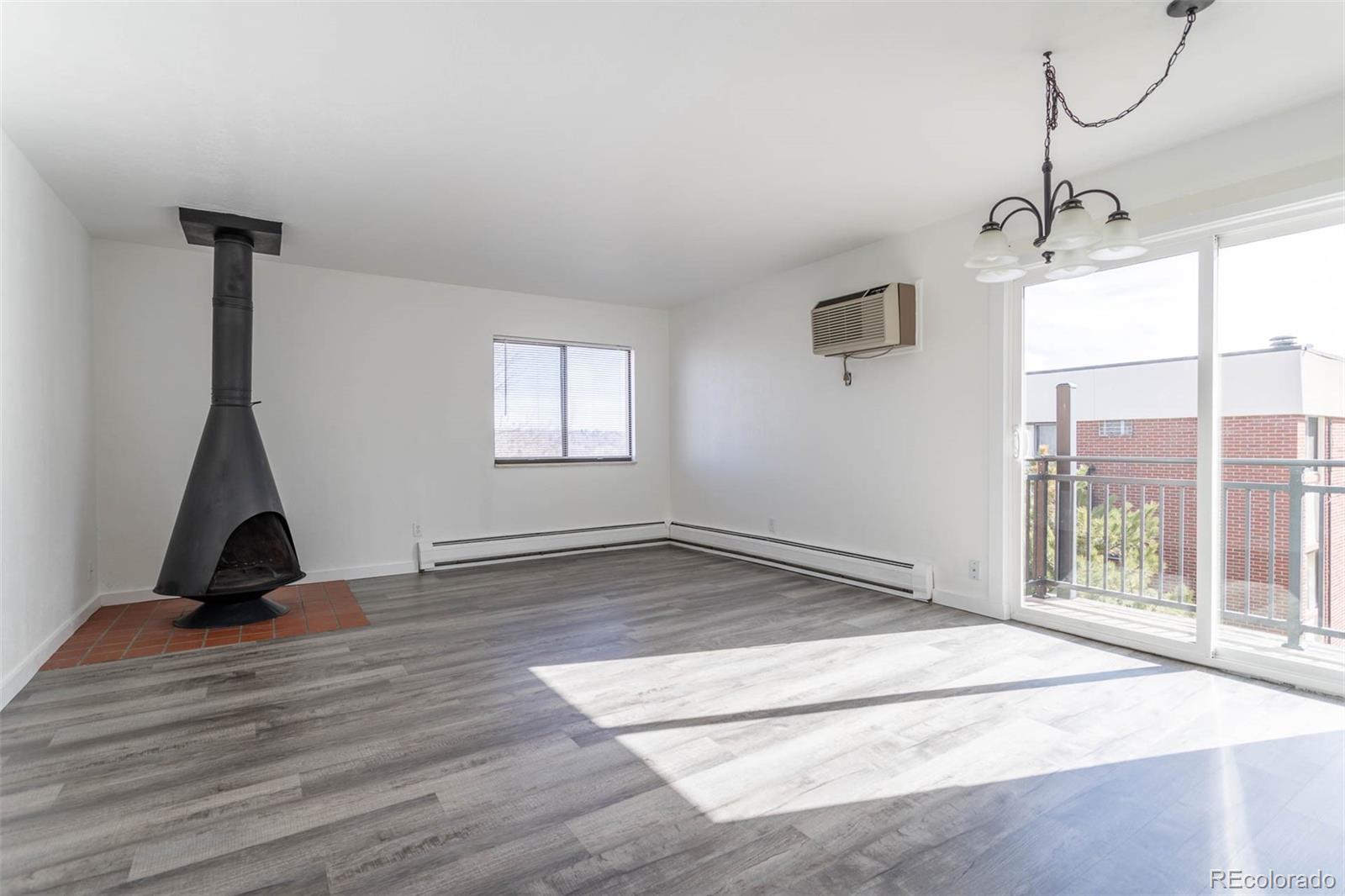 MLS Image #4 for 5995 w hampden avenue,denver, Colorado