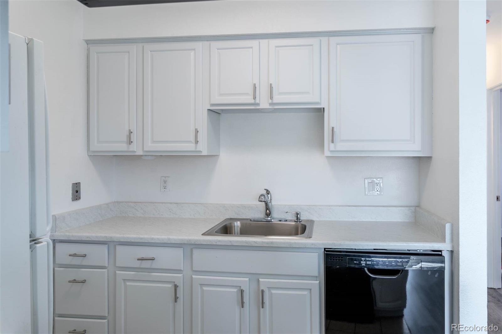 MLS Image #9 for 5995 w hampden avenue,denver, Colorado