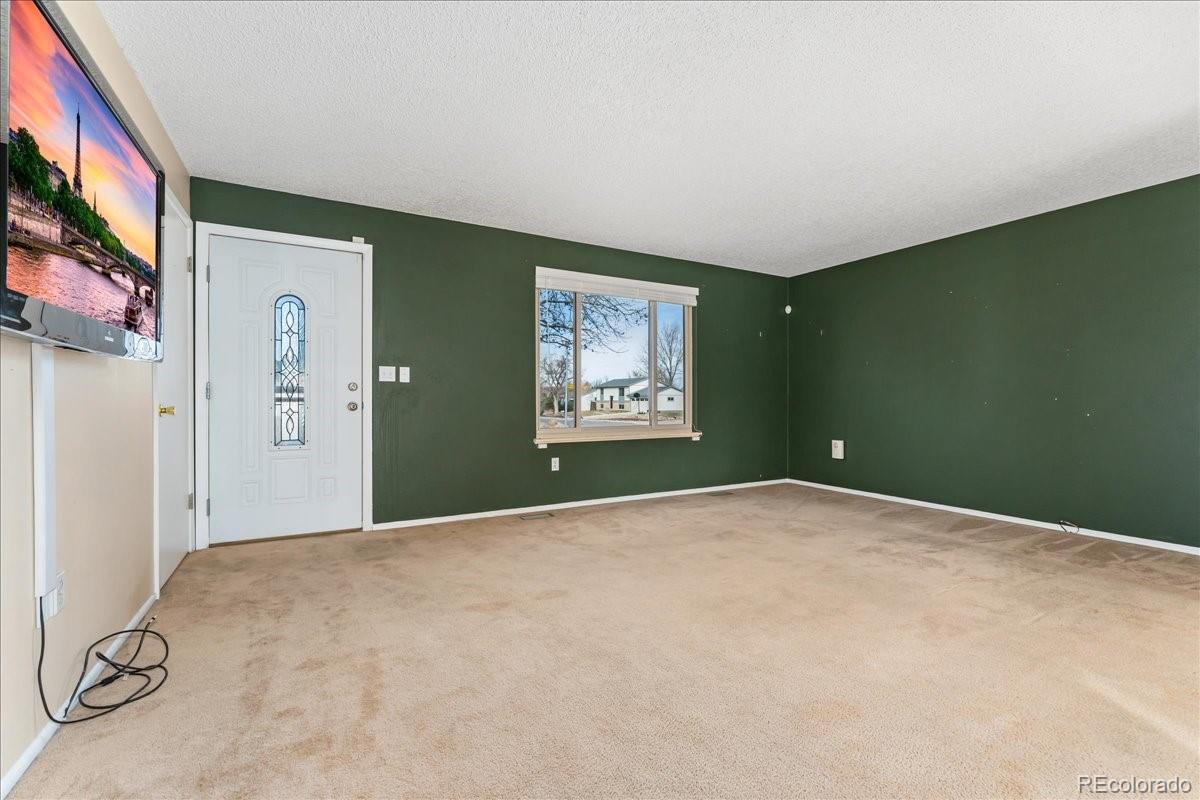 MLS Image #2 for 2916 s jasper street,aurora, Colorado