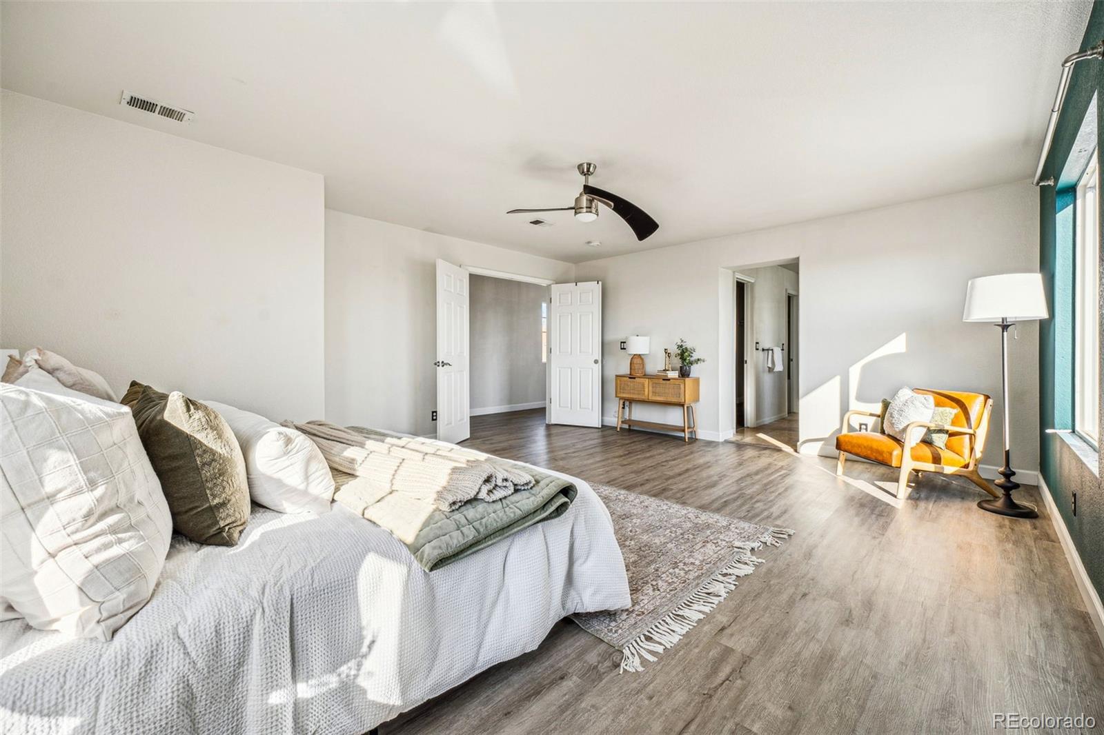 MLS Image #14 for 19658 e vassar drive,aurora, Colorado