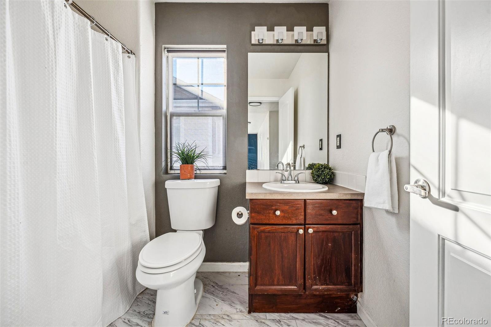 MLS Image #18 for 19658 e vassar drive,aurora, Colorado