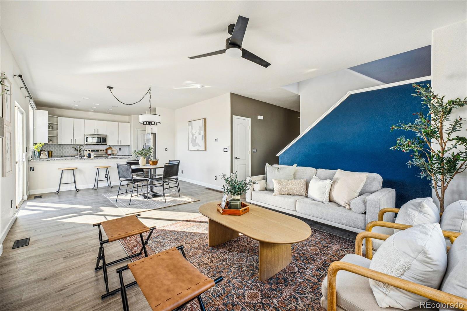 MLS Image #5 for 19658 e vassar drive,aurora, Colorado