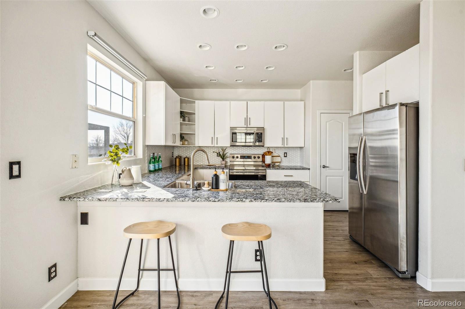 MLS Image #8 for 19658 e vassar drive,aurora, Colorado