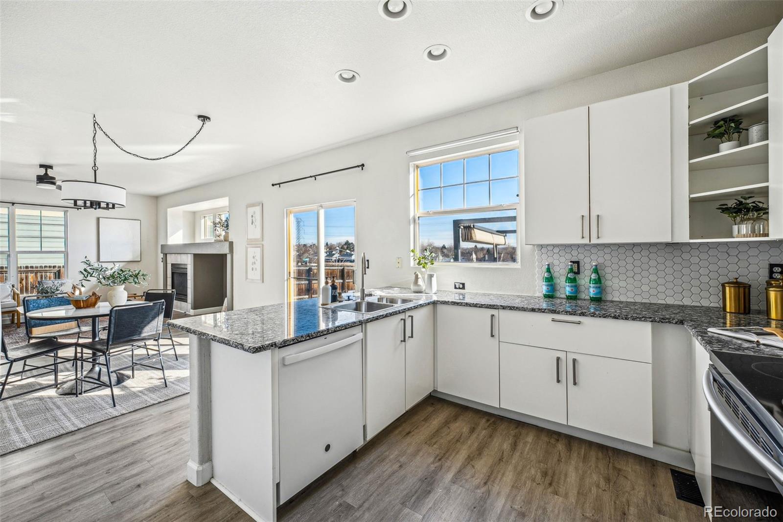 MLS Image #9 for 19658 e vassar drive,aurora, Colorado