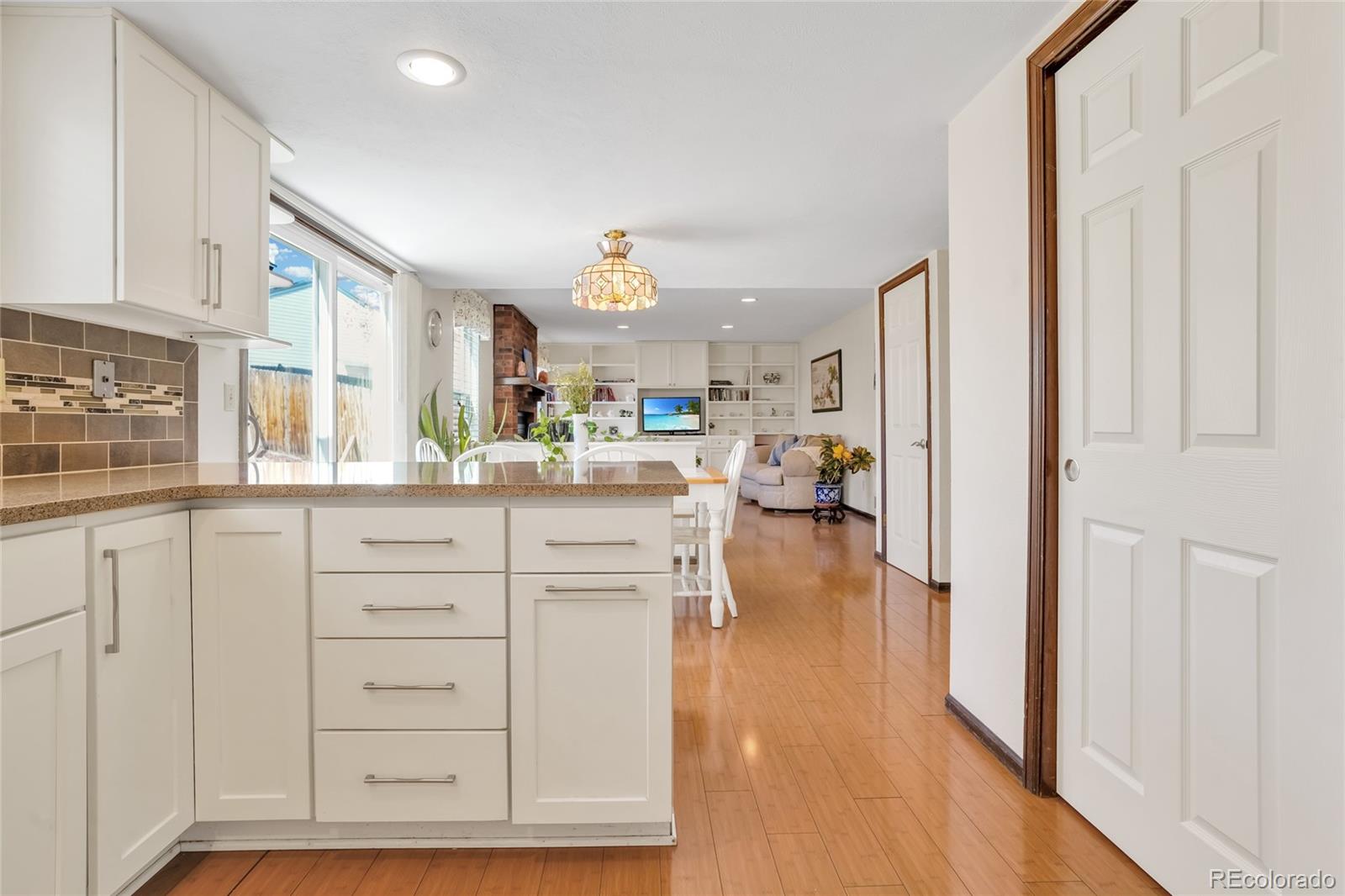MLS Image #17 for 8179 s corona way,centennial, Colorado