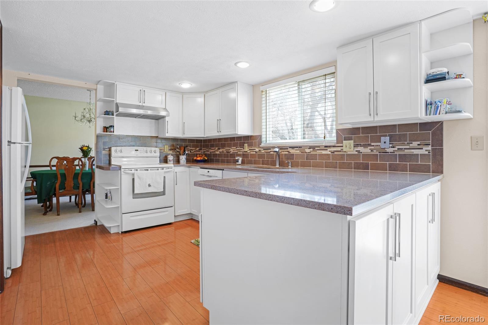 MLS Image #9 for 8179 s corona way,centennial, Colorado