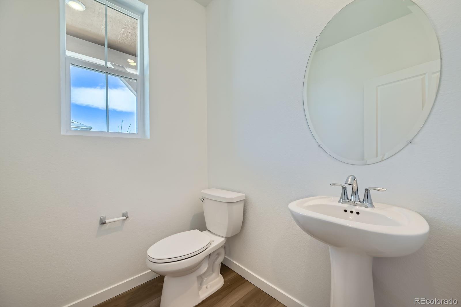 MLS Image #5 for 174  baler court,brighton, Colorado
