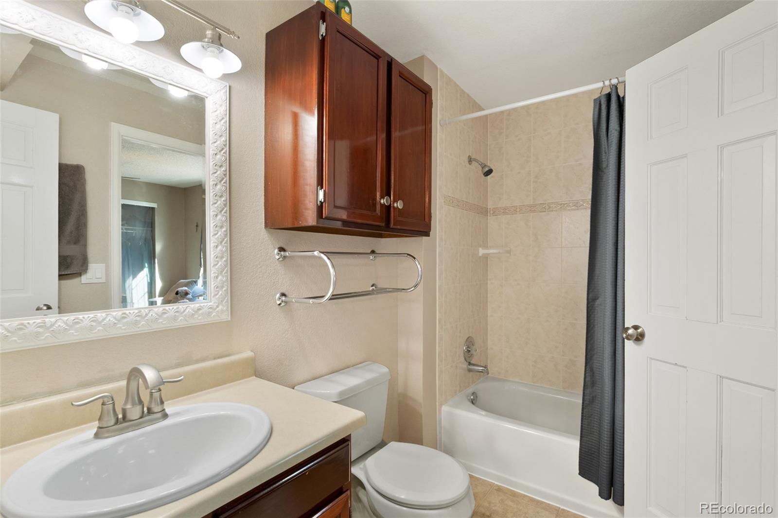 MLS Image #10 for 810 s vance street,lakewood, Colorado
