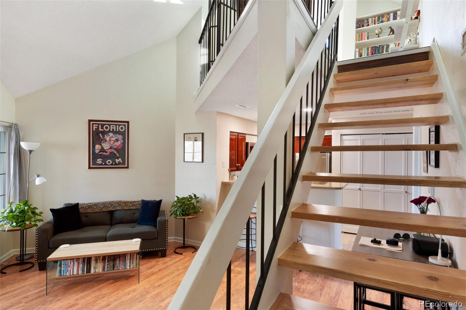 MLS Image #4 for 810 s vance street,lakewood, Colorado