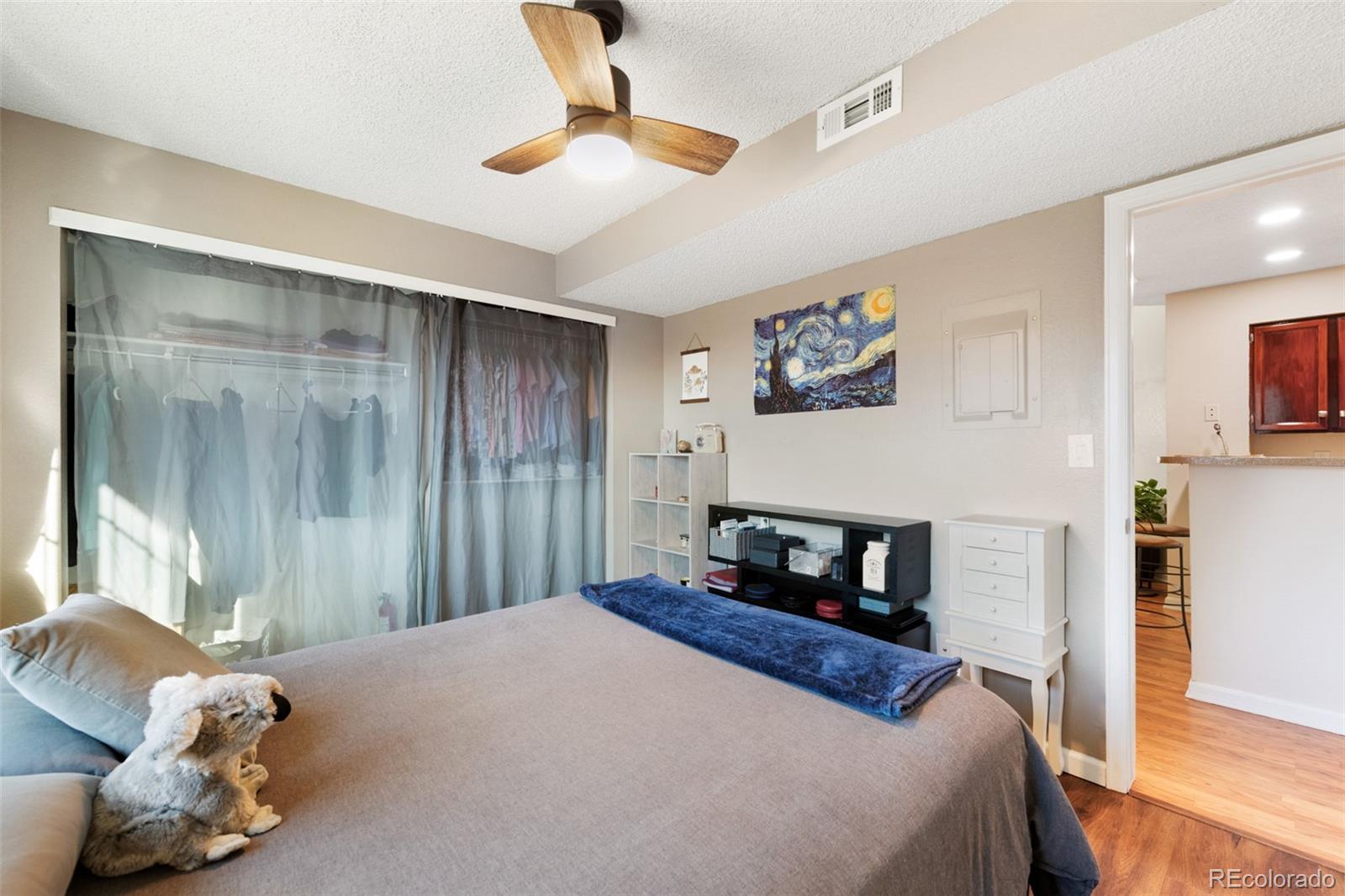 MLS Image #7 for 810 s vance street,lakewood, Colorado