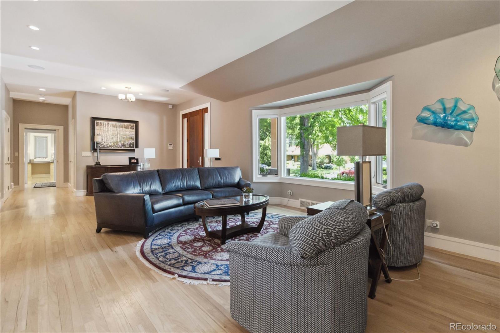MLS Image #8 for 909 s monroe street,denver, Colorado