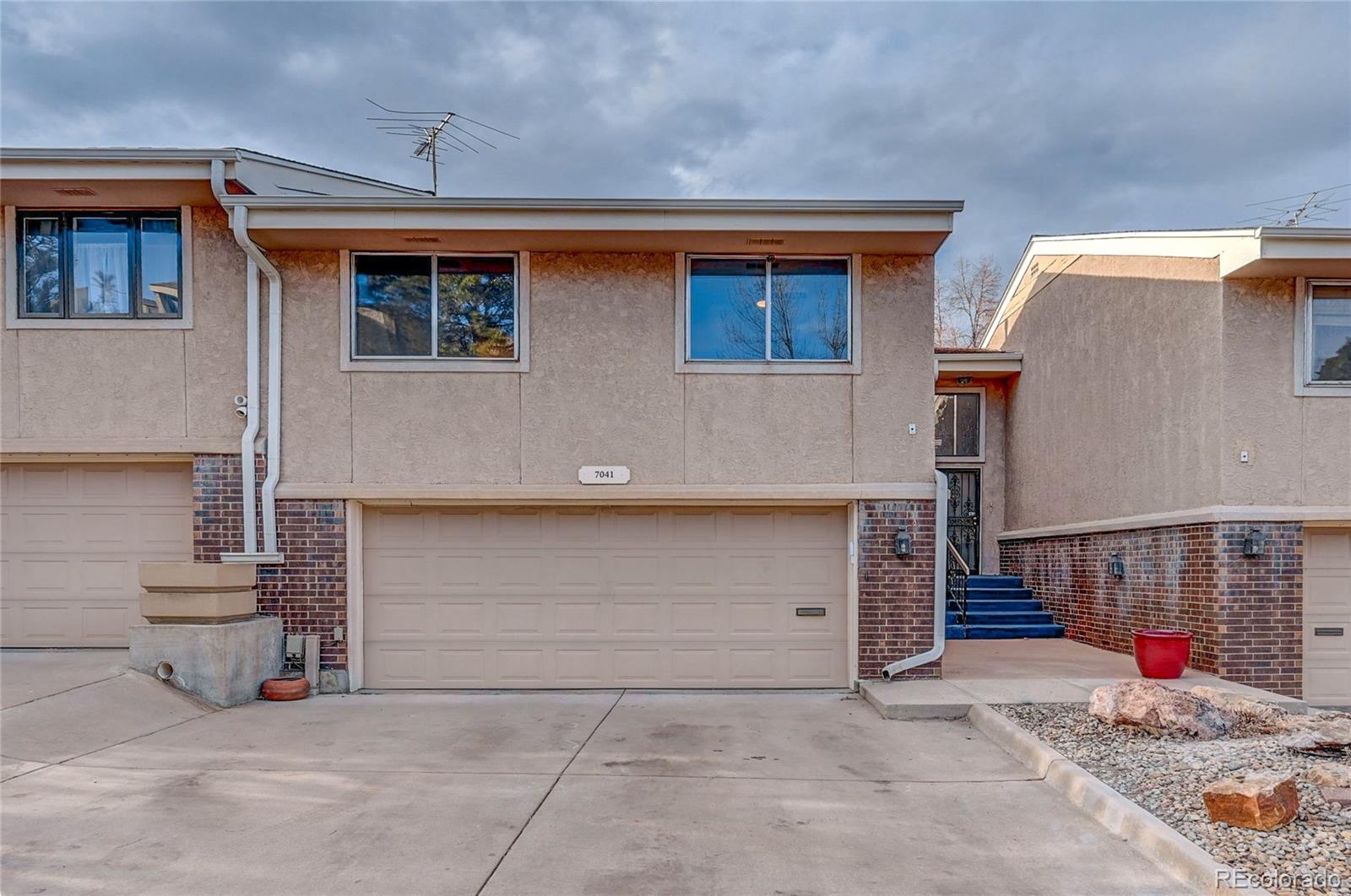 MLS Image #29 for 7041 e girard avenue,denver, Colorado