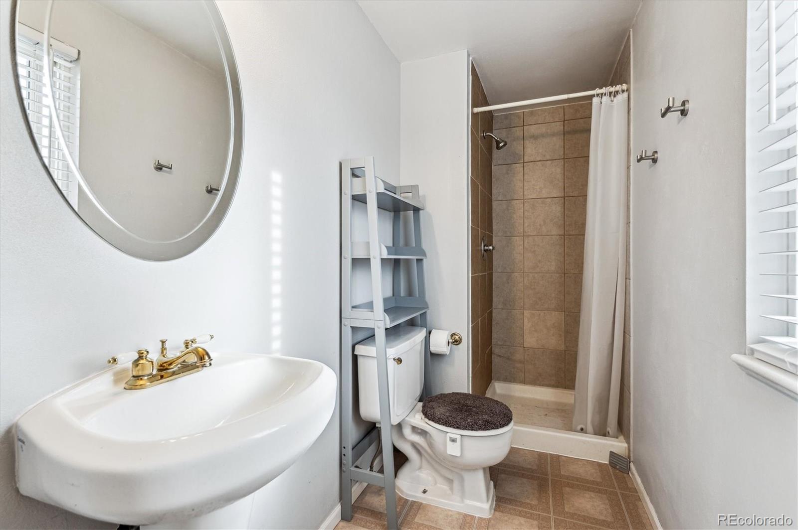 MLS Image #13 for 979 s johnson way,lakewood, Colorado