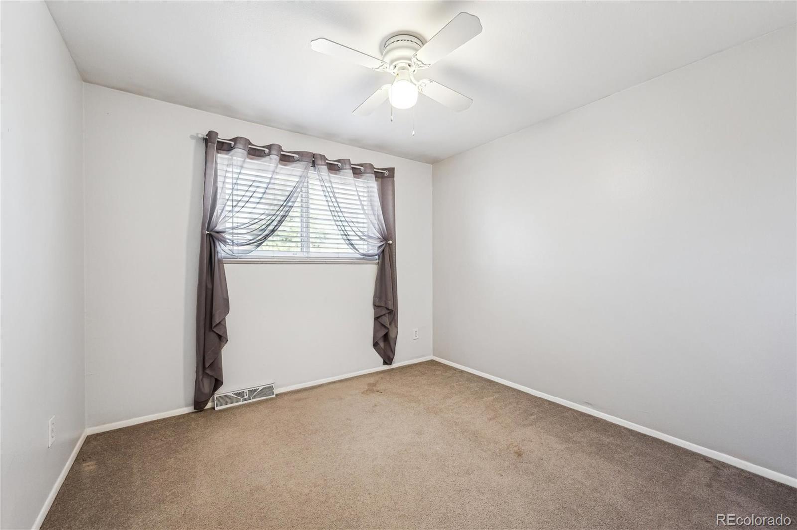 MLS Image #16 for 979 s johnson way,lakewood, Colorado