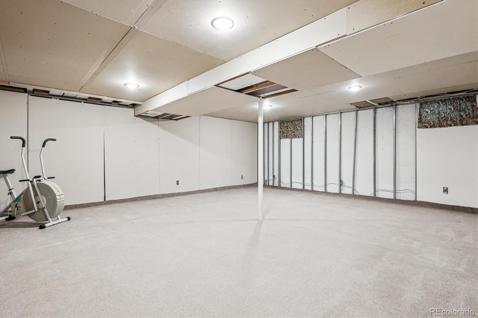 MLS Image #18 for 979 s johnson way,lakewood, Colorado