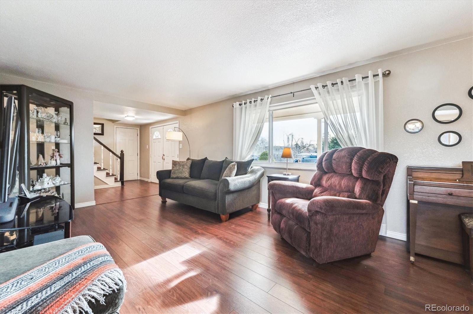 MLS Image #3 for 979 s johnson way,lakewood, Colorado