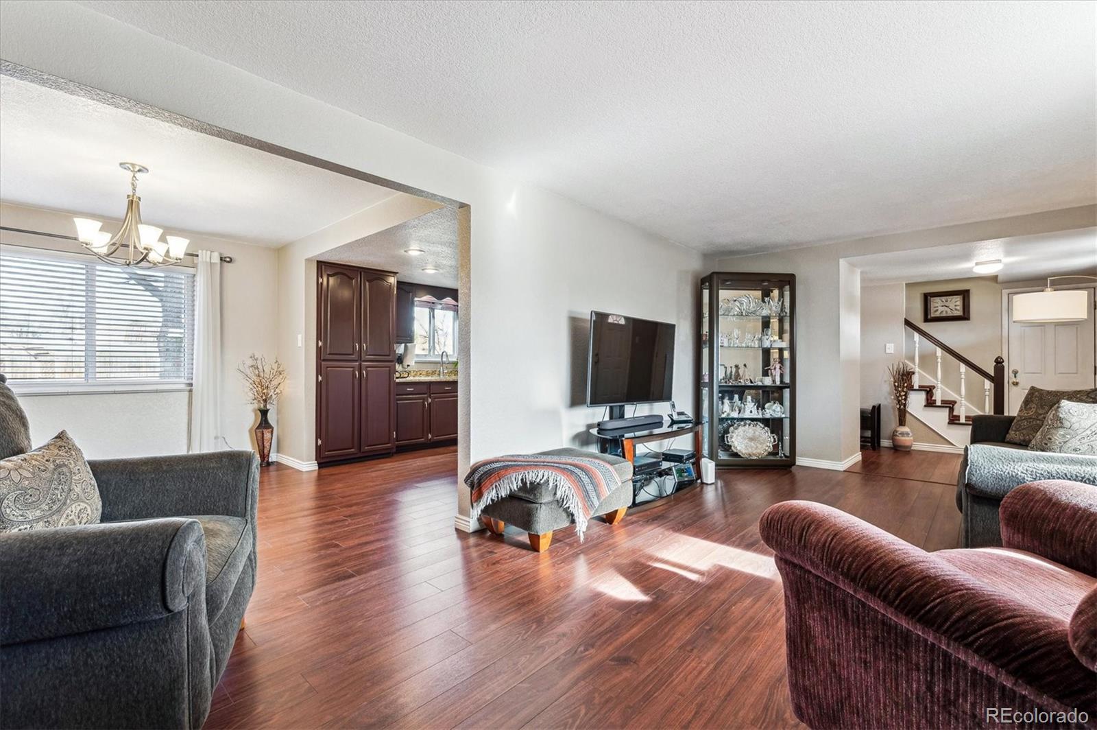 MLS Image #4 for 979 s johnson way,lakewood, Colorado
