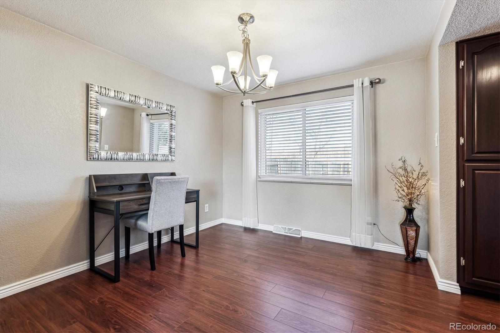 MLS Image #5 for 979 s johnson way,lakewood, Colorado