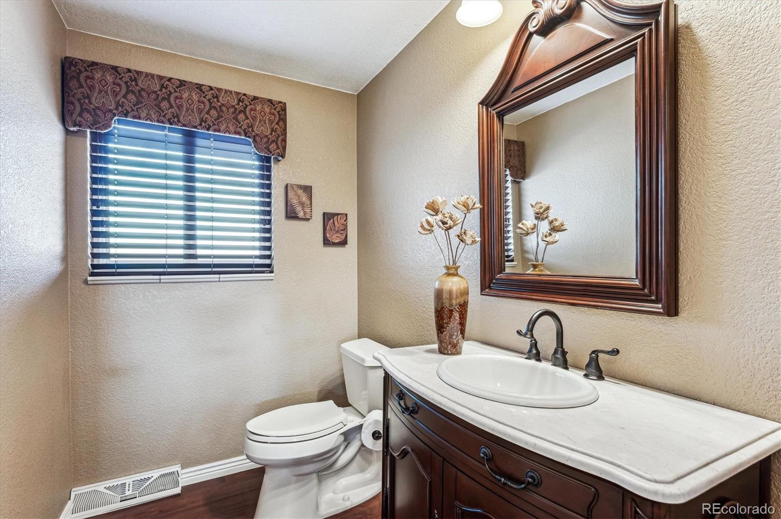 MLS Image #9 for 979 s johnson way,lakewood, Colorado