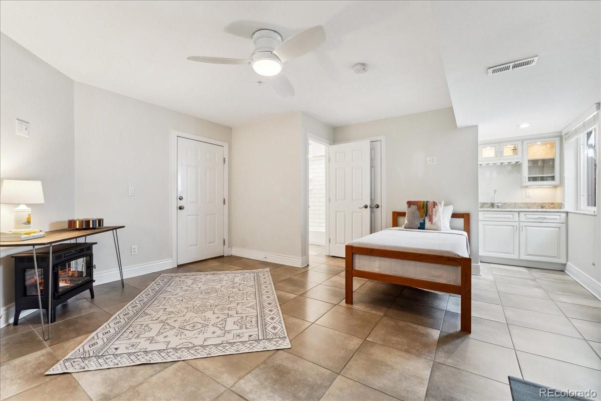 MLS Image #22 for 2660 s university boulevard,denver, Colorado