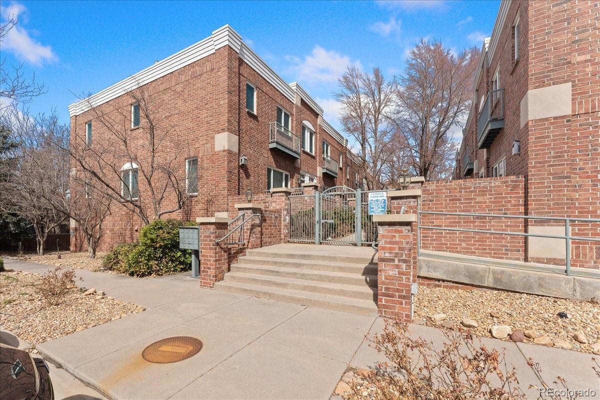 MLS Image #26 for 2660 s university boulevard,denver, Colorado