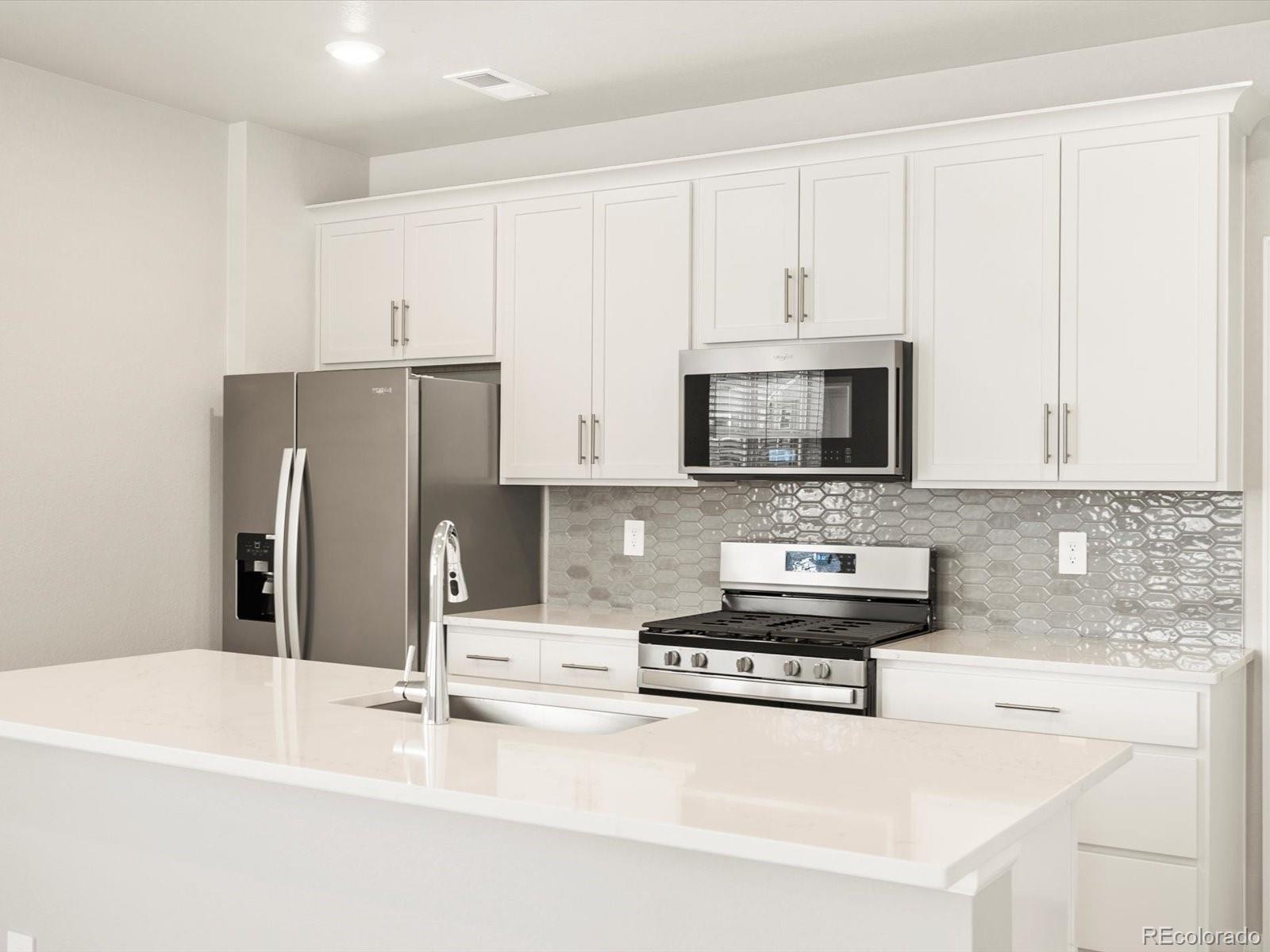 MLS Image #16 for 6542 n malaya street,aurora, Colorado