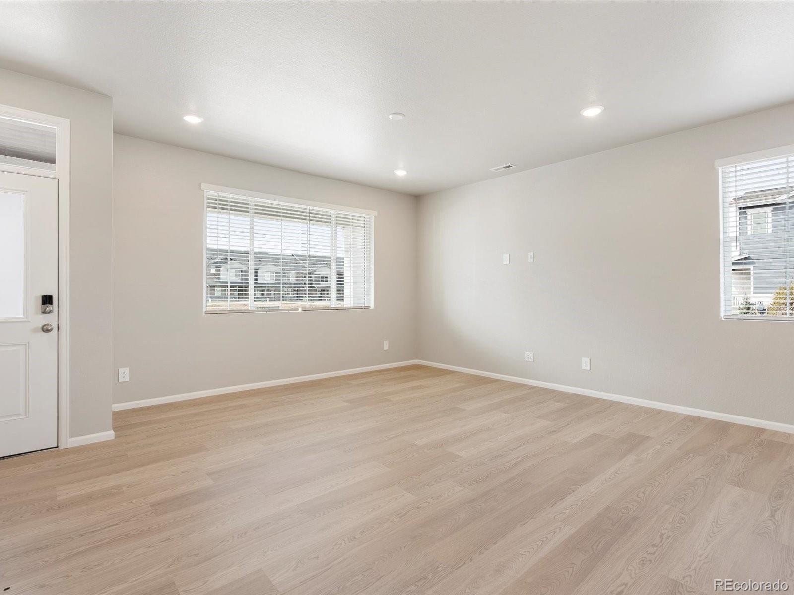 MLS Image #5 for 6542 n malaya street,aurora, Colorado
