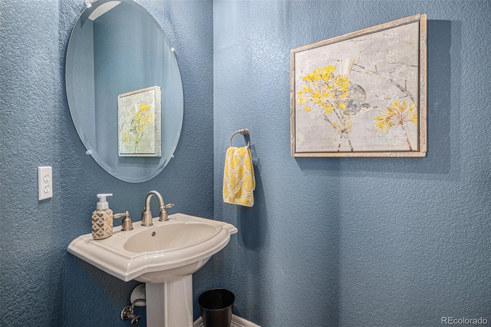 MLS Image #22 for 26989 e friend place,aurora, Colorado
