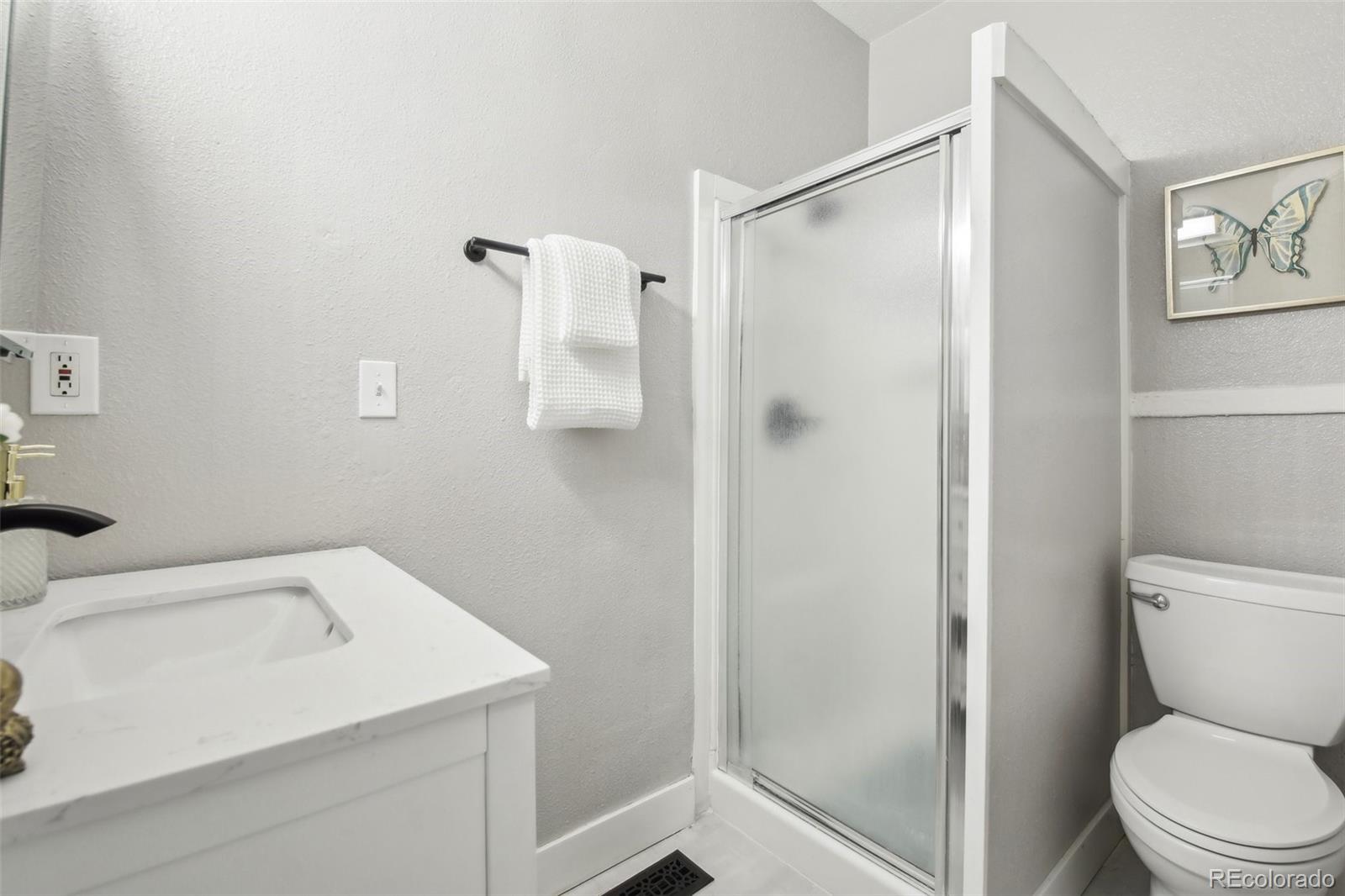 MLS Image #15 for 3348 n clay street,denver, Colorado