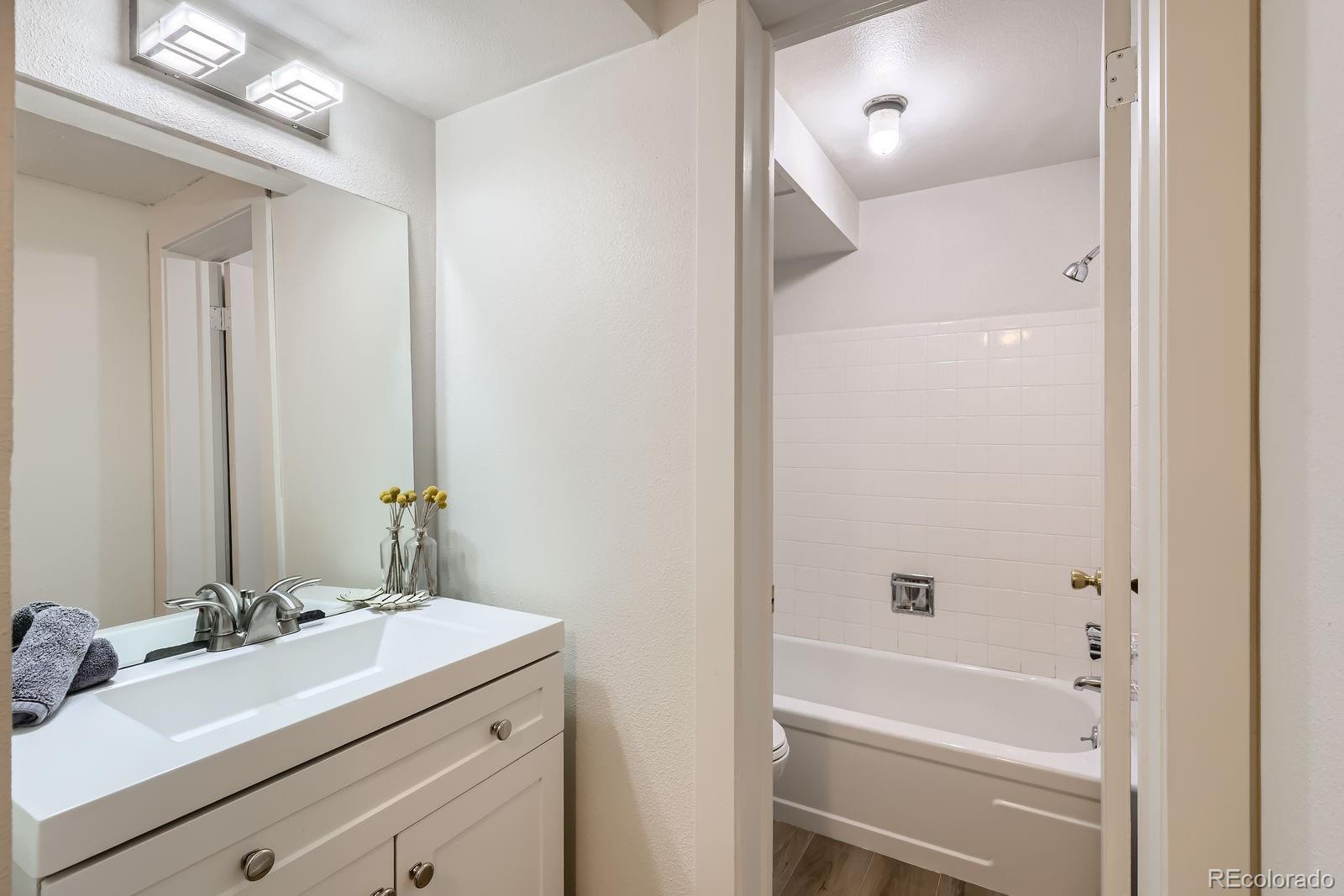 MLS Image #7 for 1050 n lafayette street,denver, Colorado