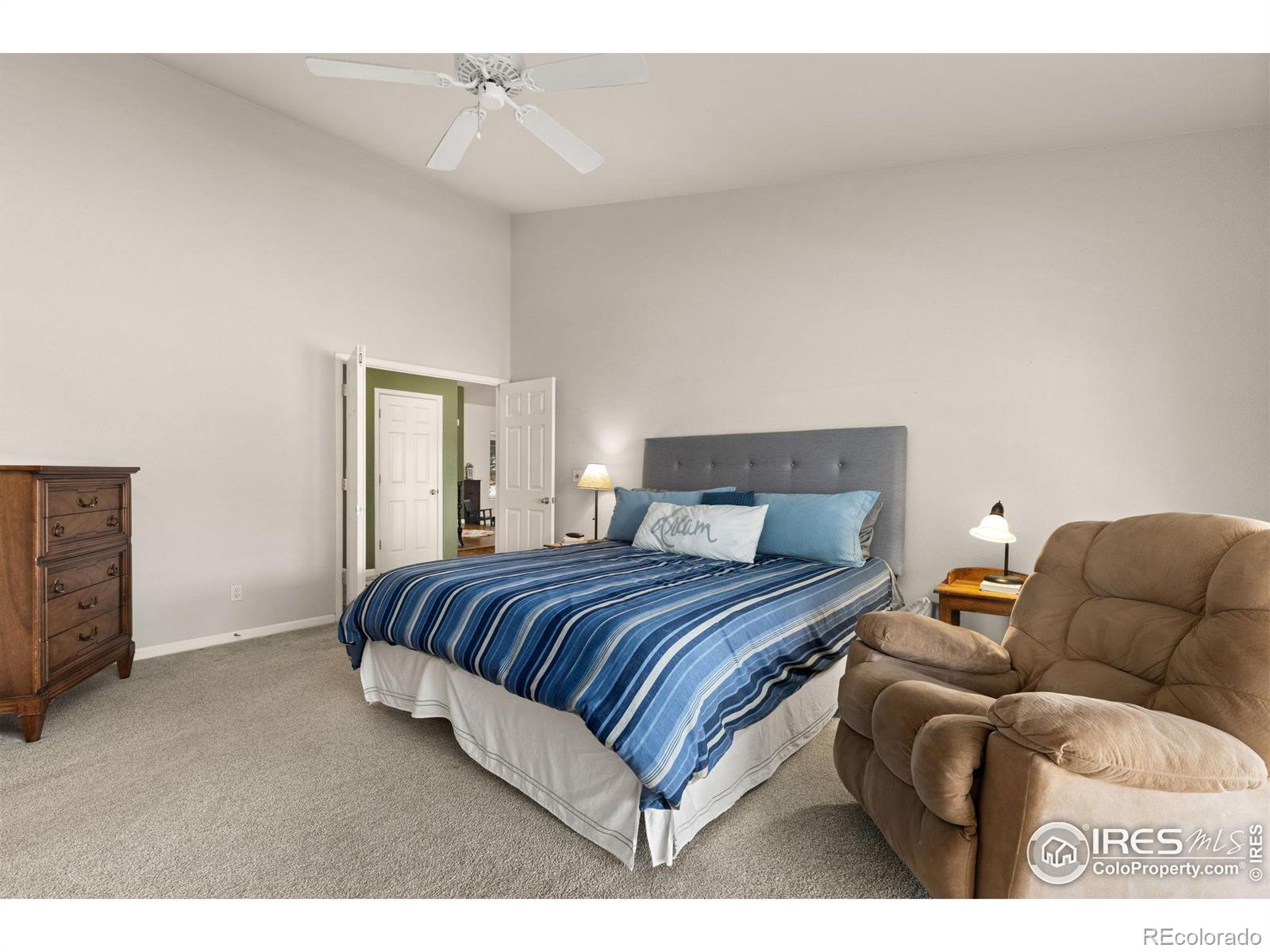 MLS Image #15 for 109  blue heron court,mead, Colorado