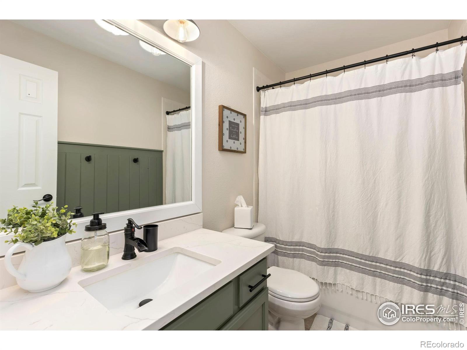 MLS Image #12 for 485  frontier lane,johnstown, Colorado