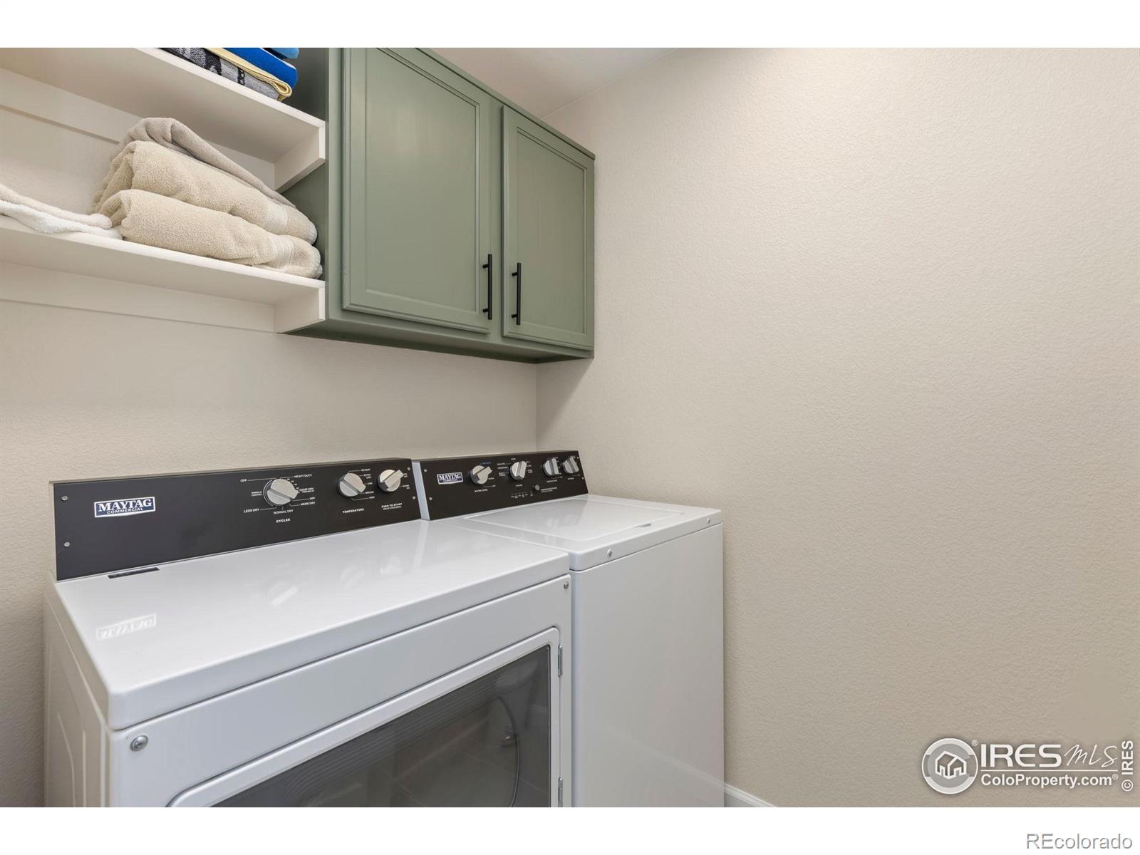 MLS Image #14 for 485  frontier lane,johnstown, Colorado