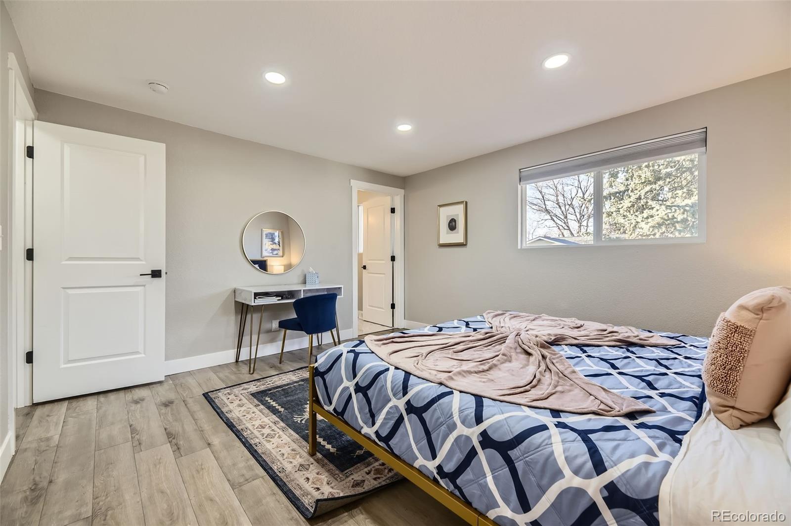 MLS Image #11 for 8340 w 70th avenue,arvada, Colorado