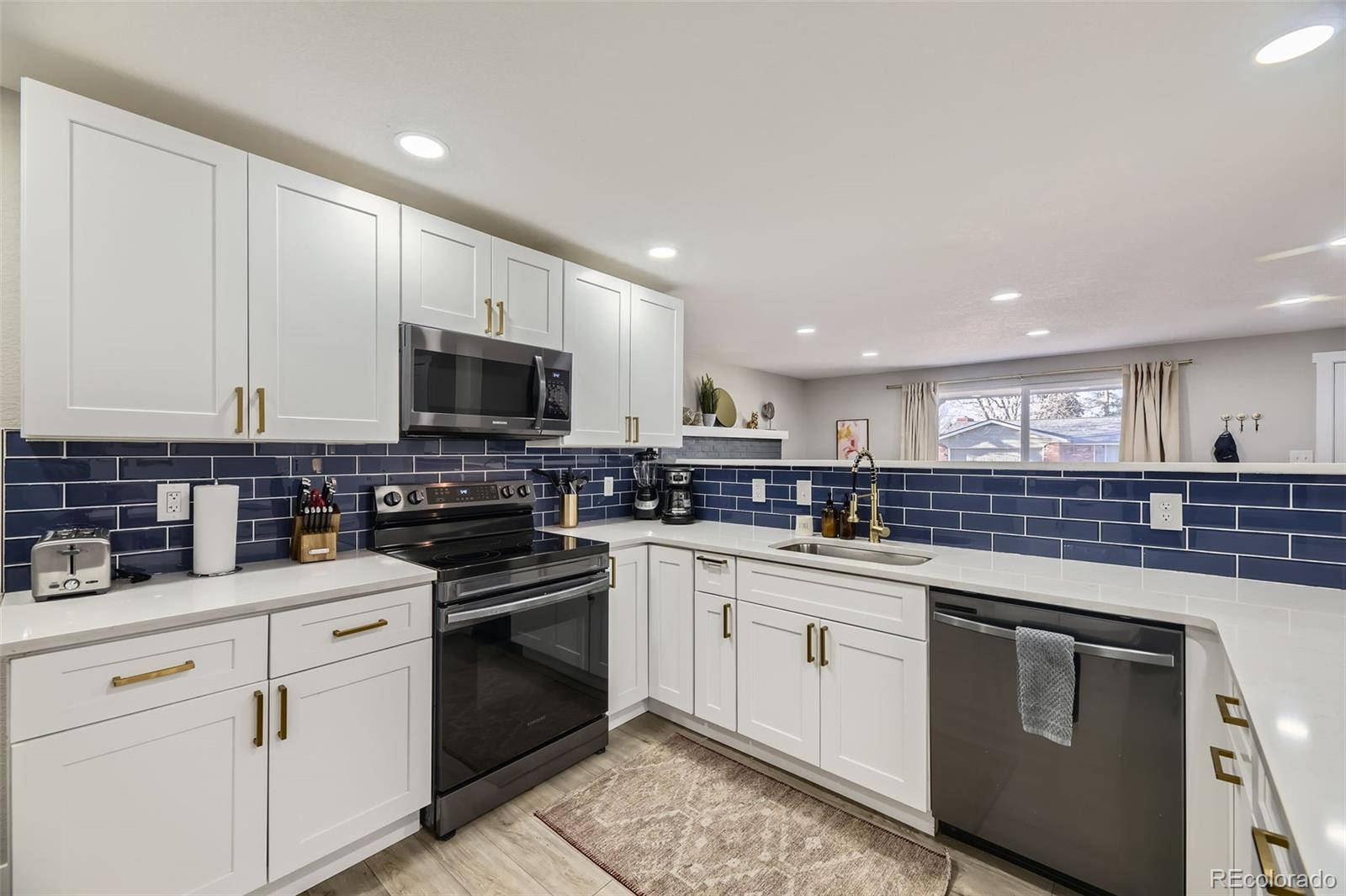 MLS Image #6 for 8340 w 70th avenue,arvada, Colorado