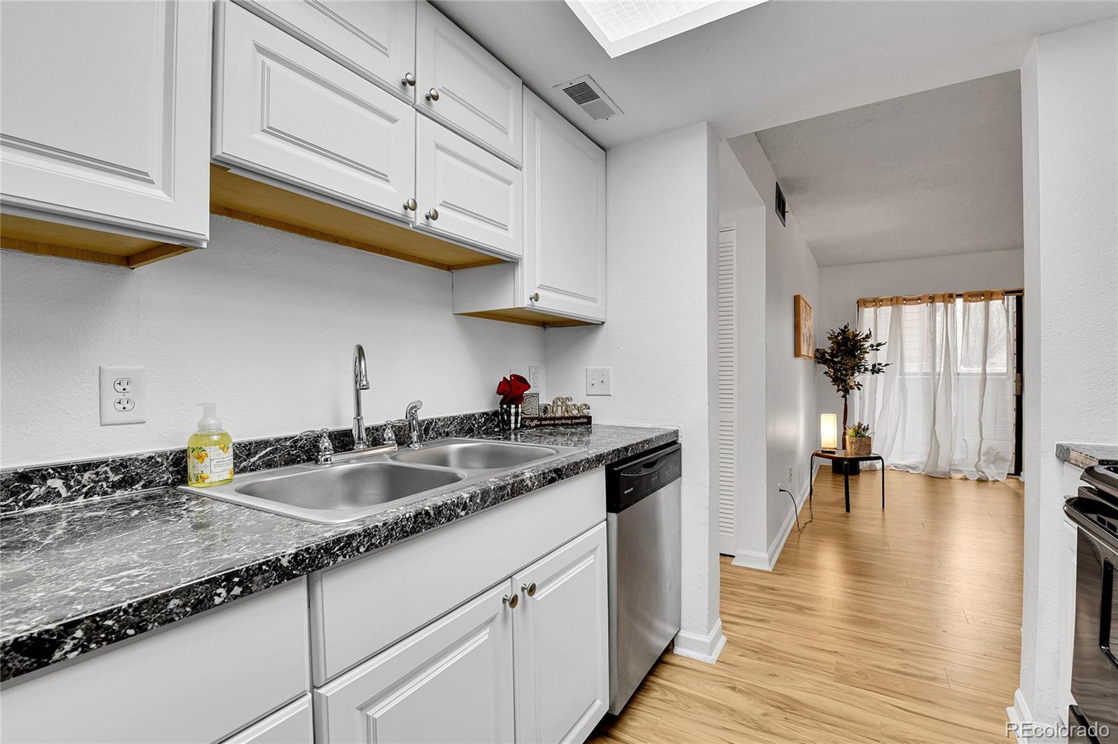 MLS Image #3 for 4661 s decatur street,englewood, Colorado