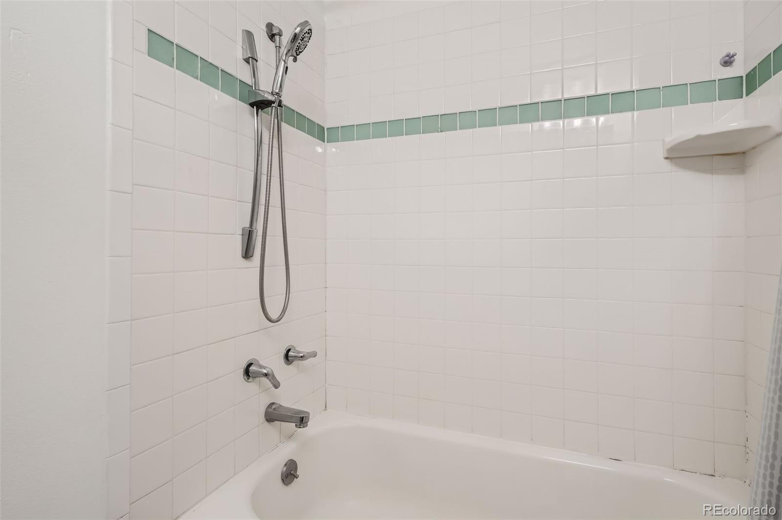 MLS Image #13 for 2533 e geddes avenue,centennial, Colorado