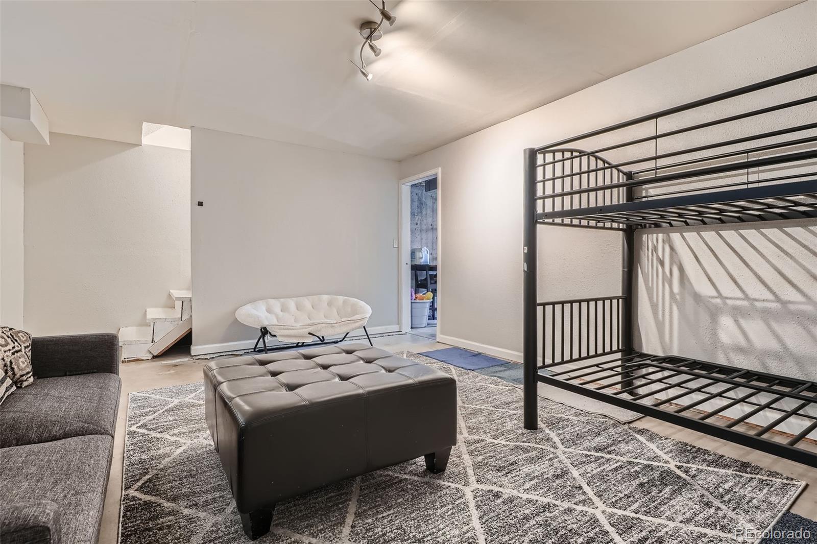 MLS Image #18 for 2533 e geddes avenue,centennial, Colorado