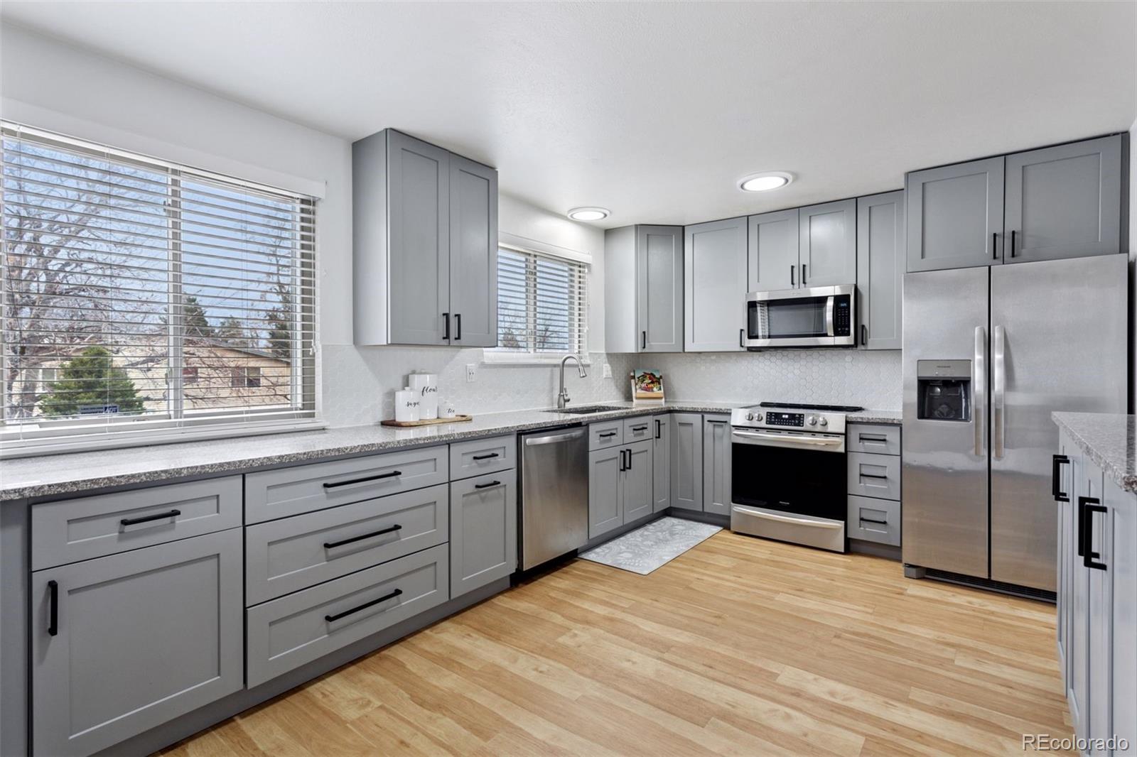 MLS Image #2 for 16169 e flora place,aurora, Colorado