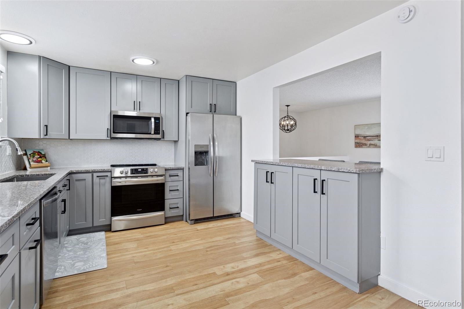 MLS Image #5 for 16169 e flora place,aurora, Colorado