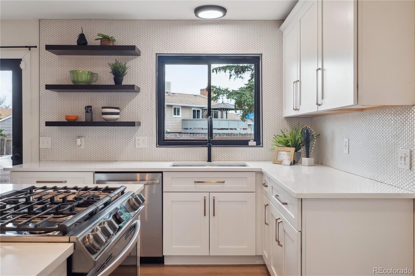 MLS Image #11 for 8548 w dartmouth place,lakewood, Colorado