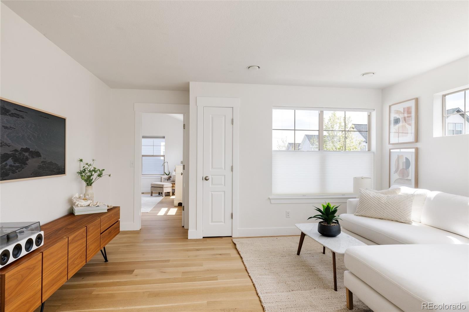 MLS Image #19 for 5085 n xenia street,denver, Colorado