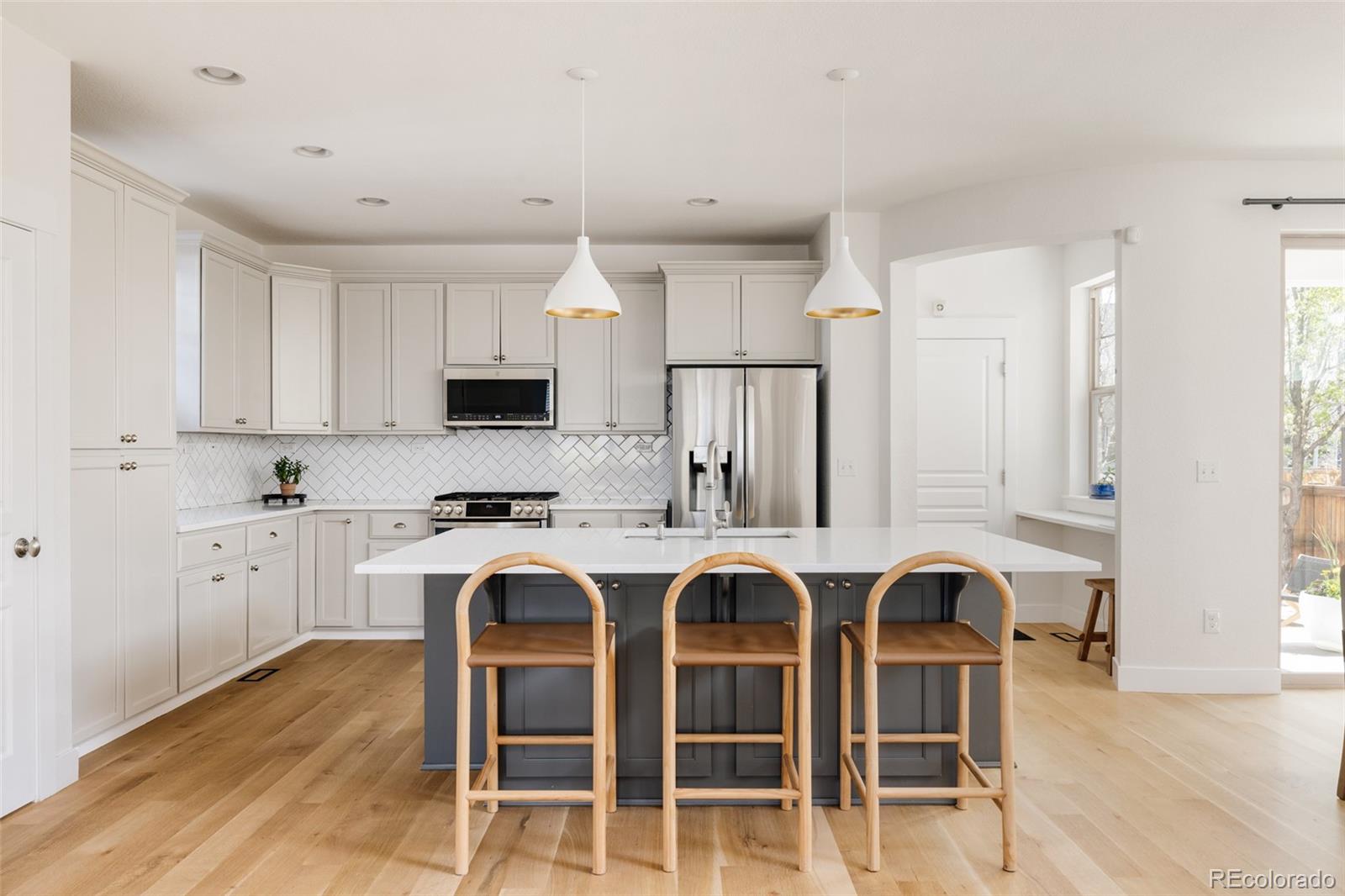 MLS Image #8 for 5085 n xenia street,denver, Colorado