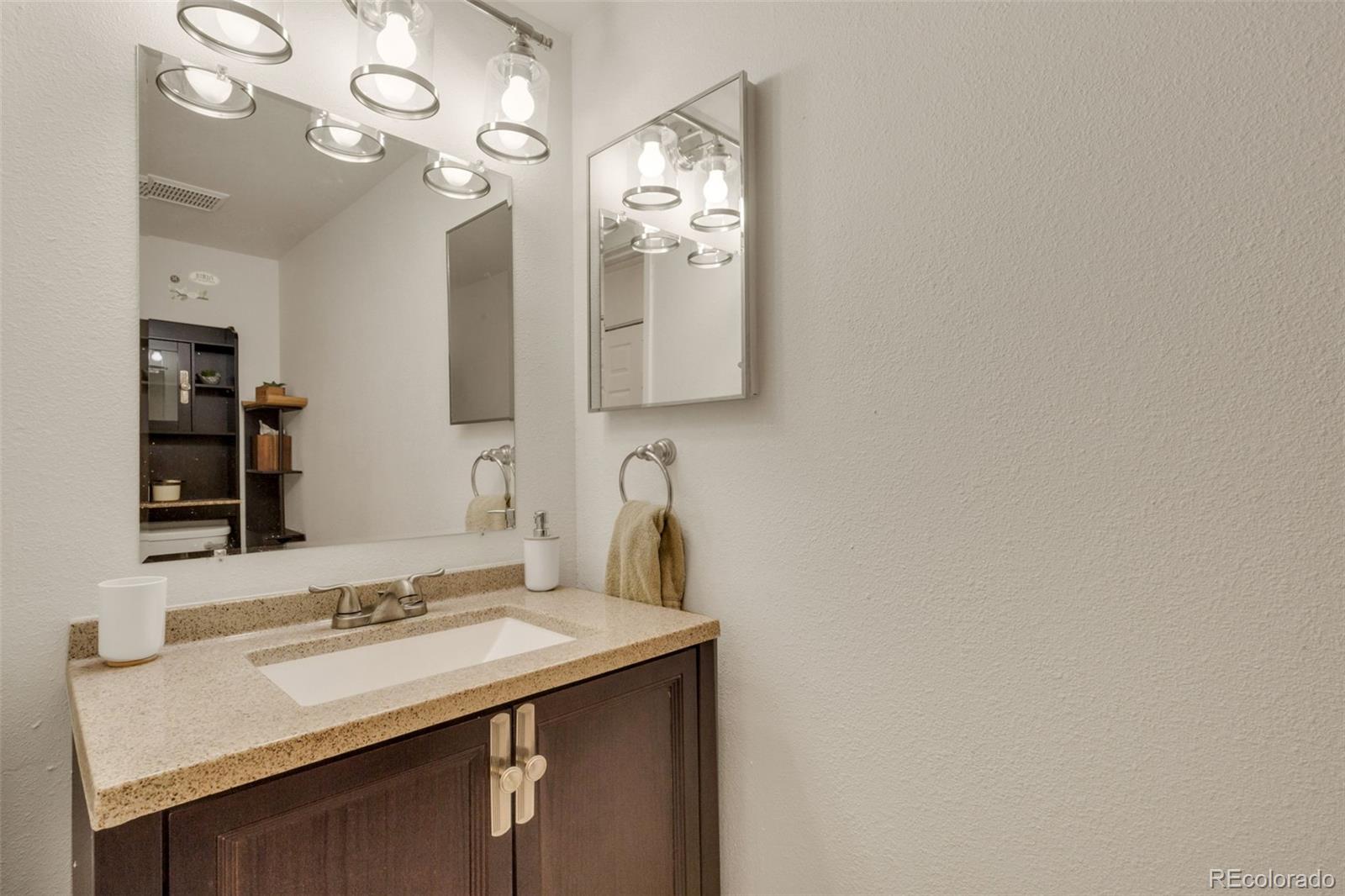 MLS Image #8 for 13901 e marina drive,aurora, Colorado