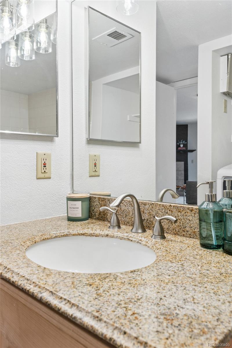 MLS Image #15 for 10293 e peakview avenue f101,englewood, Colorado