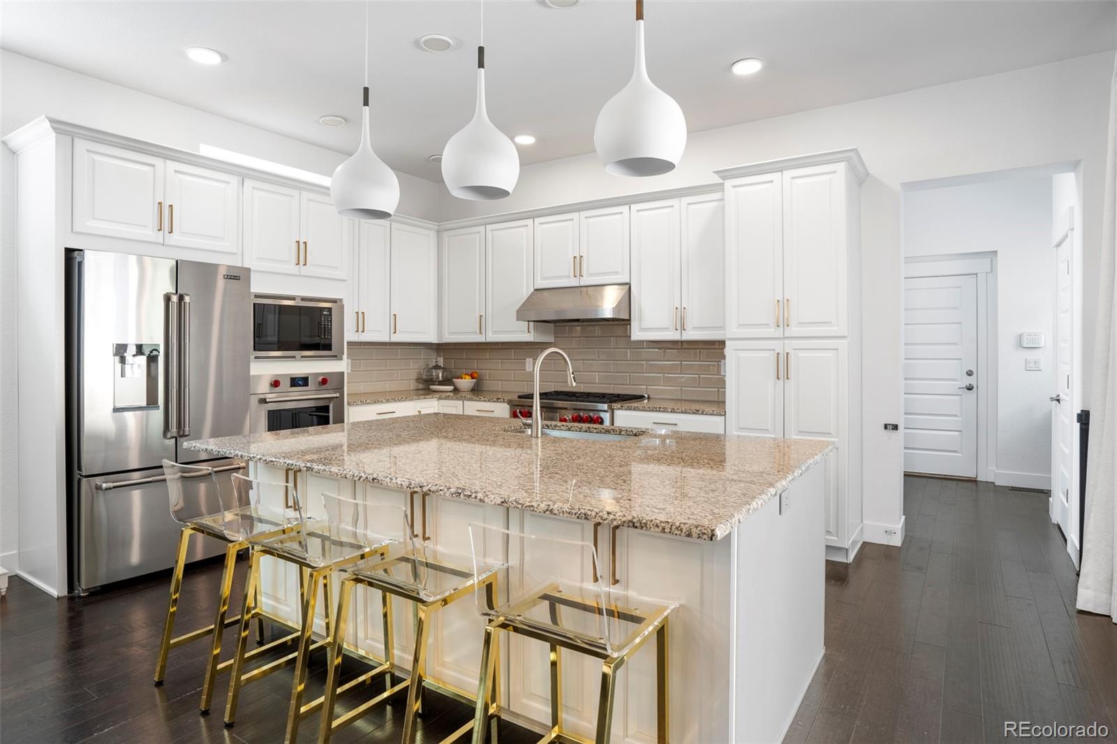 MLS Image #16 for 89  oneida street,denver, Colorado