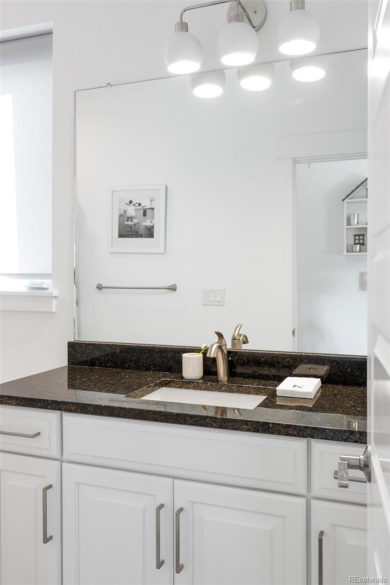 MLS Image #32 for 89  oneida street,denver, Colorado