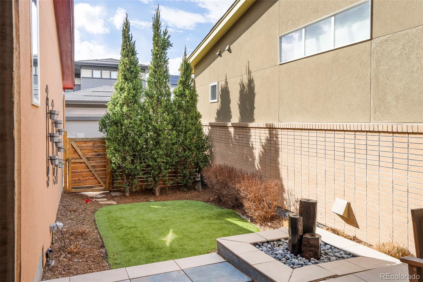 MLS Image #39 for 89  oneida street,denver, Colorado