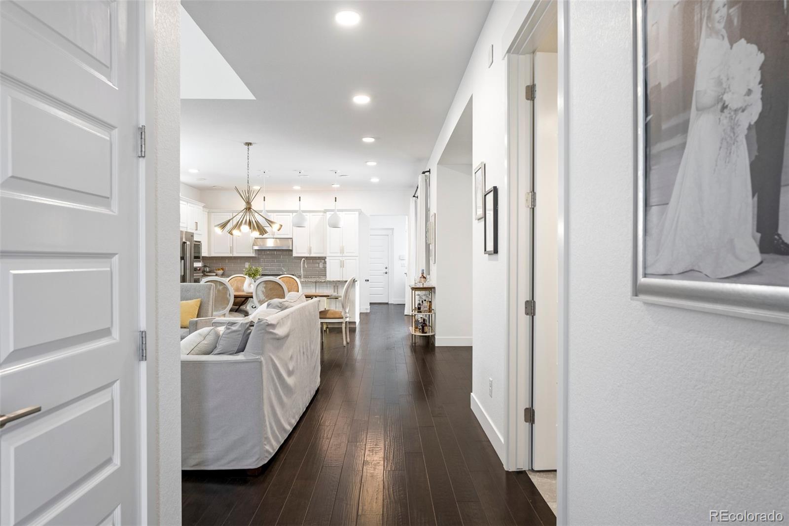 MLS Image #4 for 89  oneida street,denver, Colorado